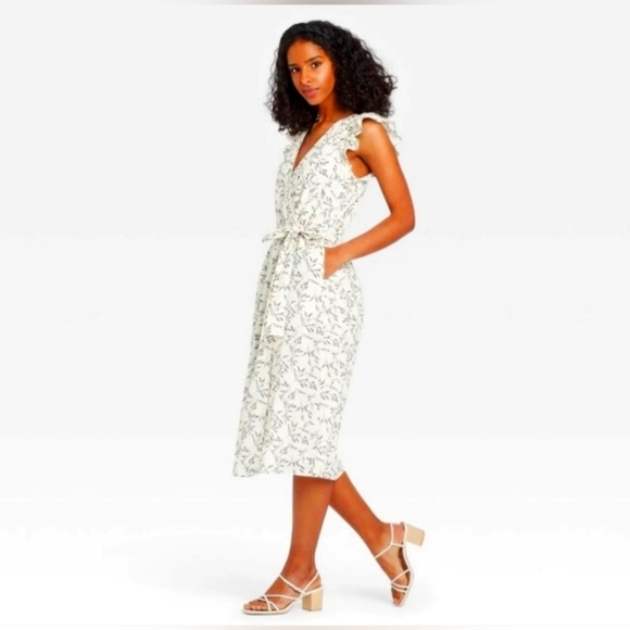 A New Day White Floral Midi Dress with Belt-Size Large- NWOT-🤍🖤 - Picture 2 of 6